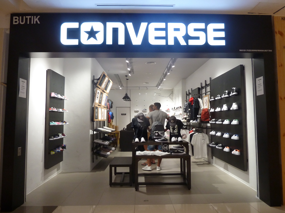 converse factory outlet near me