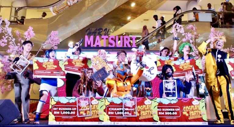 Witness The Largest Assembly Of Cosplayers In Ipoh!