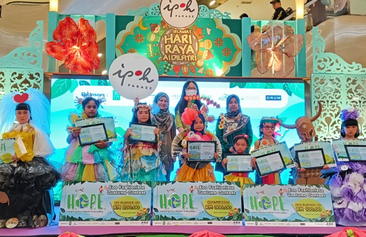 Ipoh Parade Presents the First Live Eco Fashionista Costume Contest